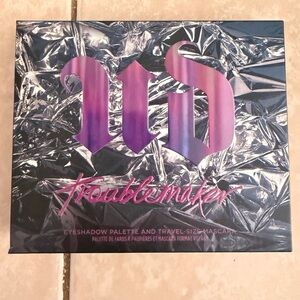 Urban Decay Troublemaker Set with Purple and Pink Accents
